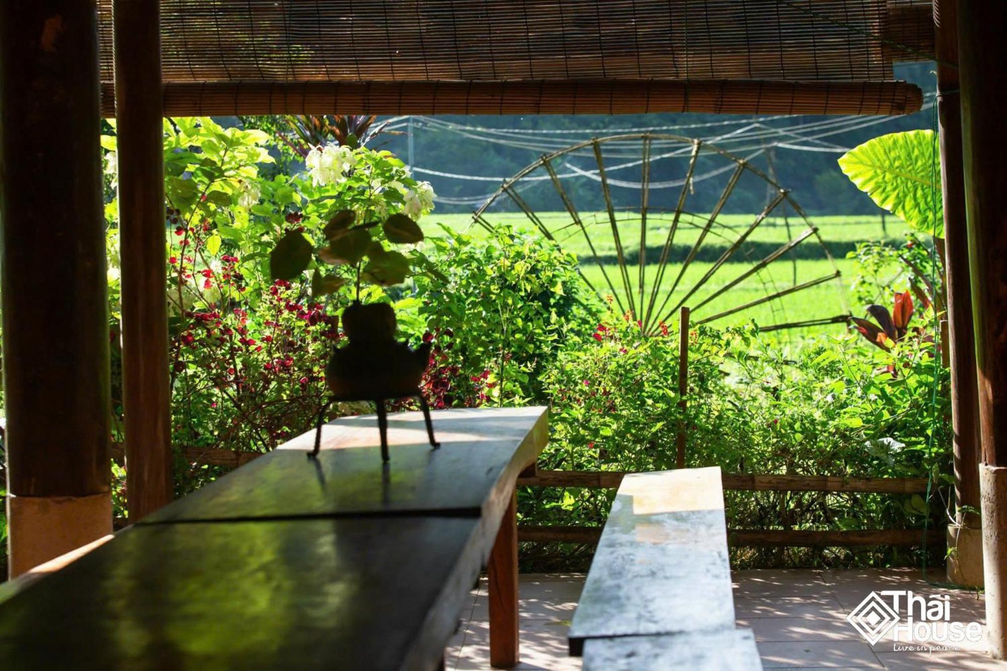 Thai House Pu Luong - Century Old Stilt House With Terrace Views Huong Ba Thuoc Exterior foto